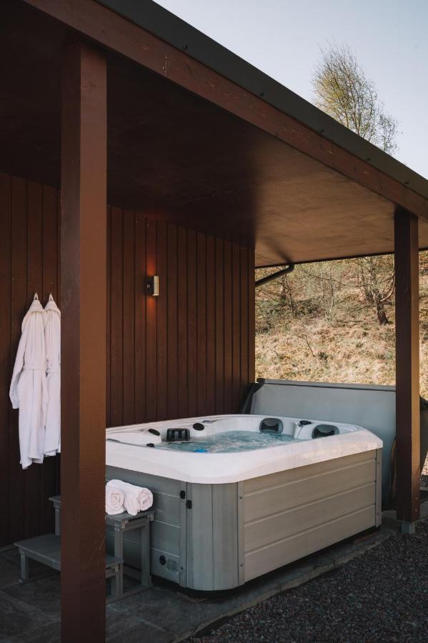 Апартаменти Frances' Sketch Pad With Hot Tub Форт-Вільям Екстер'єр фото